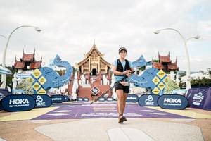 BIB: 4251
                            <button type="button" onclick="openModal(22790483)" class="btn btn-primary btn-sm float-right btn-popup" data-toggle="modal" data-target=".modal-high-quality">
                        <i class="fas fa-shopping-cart"></i> Add to Cart
                    </button>
                                            <button type="button" onclick="isThisMe(22790483, true)" class="btn btn-success btn-sm float-right btn-popup btn-isme hidden" data-toggle="tooltip" data-placement="bottom" title="นี่คือรูปของคุณใช่ไหม คลิกที่นี่เพื่อเอาเข้าอัลบั้ม">
                        <i class="fas fa-plus"></i> Add to album
                    </button>
                    <button type="button" onclick="isThisMe(22790483, false)" class="btn btn-warning btn-sm float-right btn-popup btn-isnotme hidden">
                        <i class="fas fa-ban"></i> Remove from album
                    </button>